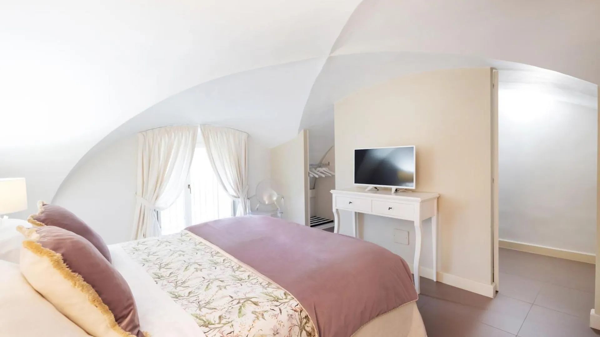 B Sicilian Charming Stay - Luxury Loft Catania Apartment